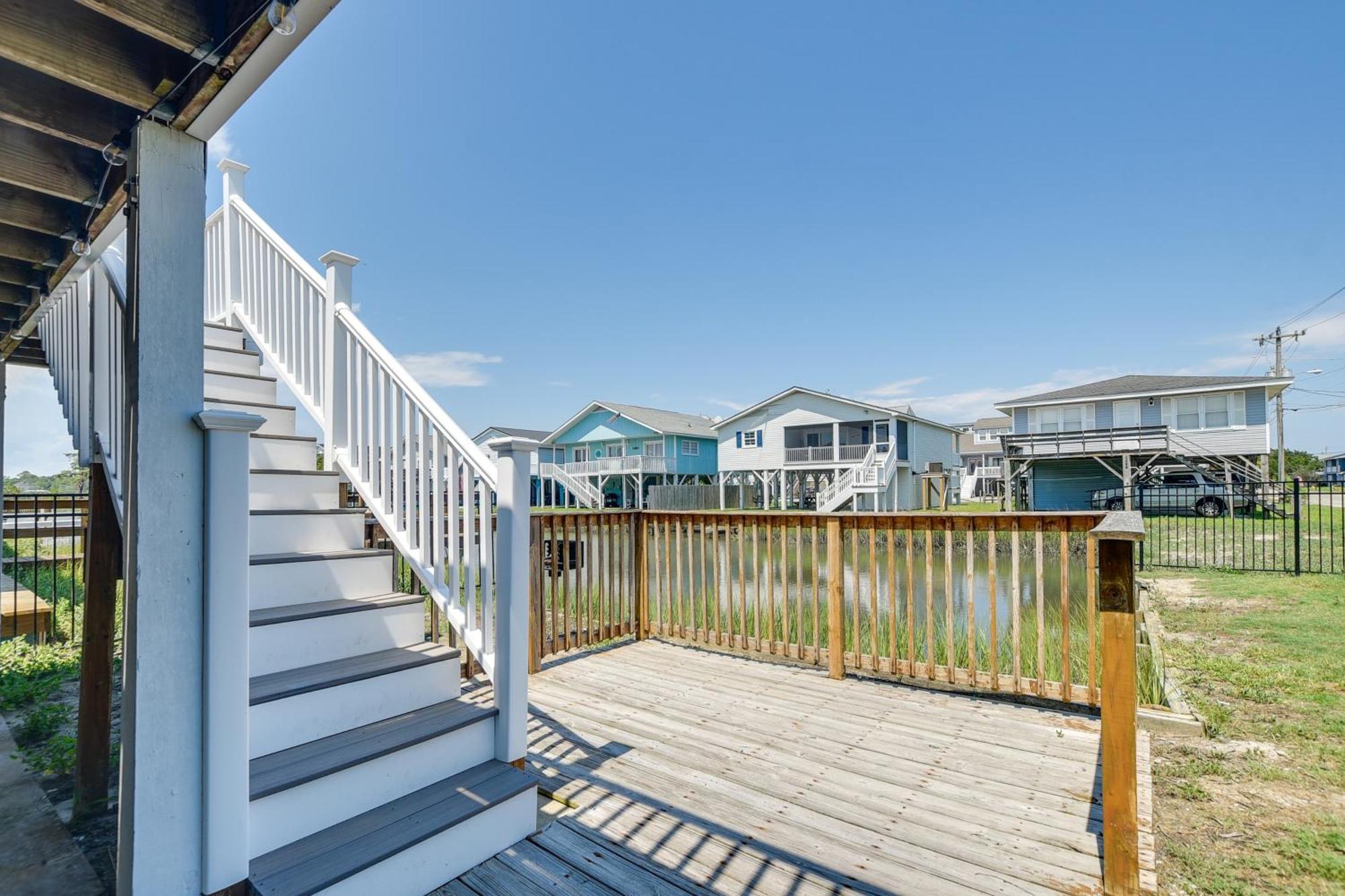 Waterfront North Myrtle Beach Home With Pool And Deck Exteriér fotografie
