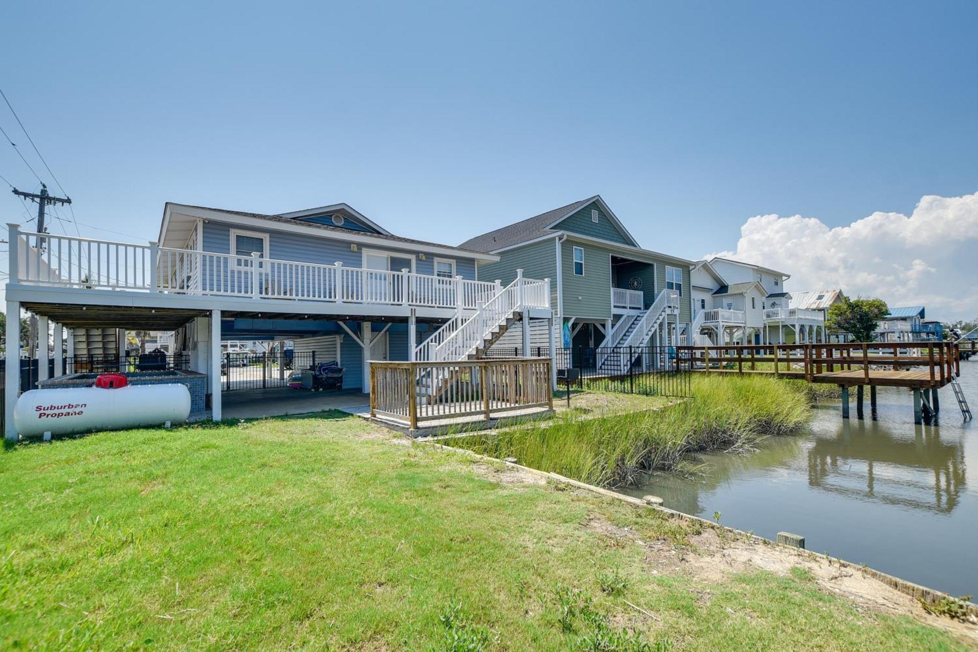 Waterfront North Myrtle Beach Home With Pool And Deck Exteriér fotografie